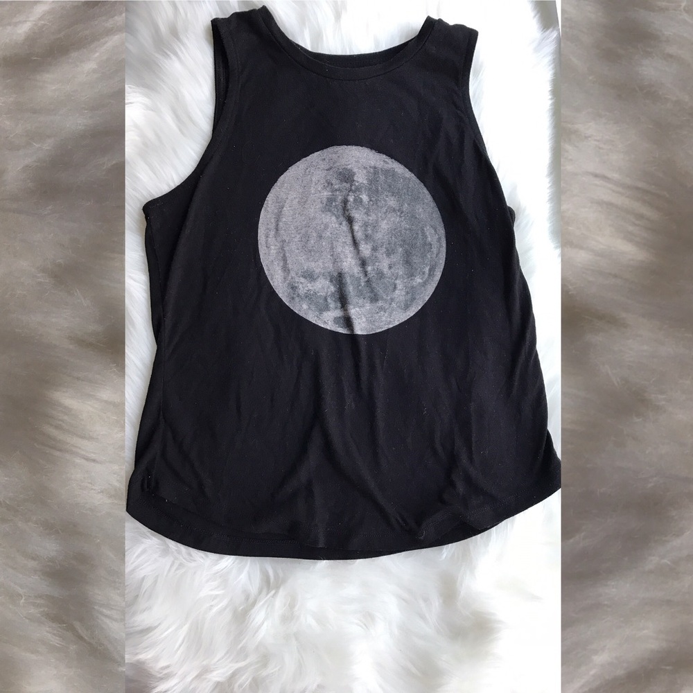 Black tank top moon